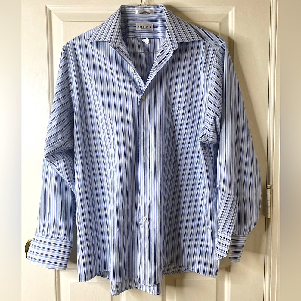 VAN HEUSEN blue and white striped button up dress shirt 16-18% 34/35 Men’s LARGE